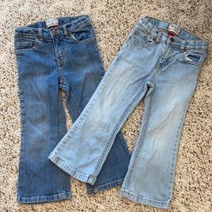 Girls 4T 2 pairs of jeans
